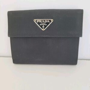 PRADA Vintage Tessuto Nero Black Nylon Leather Logo Plate Wallet Small Bifold